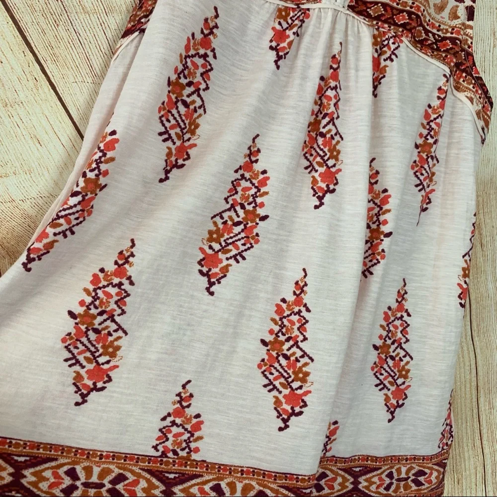 Anthropologie Akemi + Kin Boho Casual Sleeveless Small Blouse - Picture 7 of 7